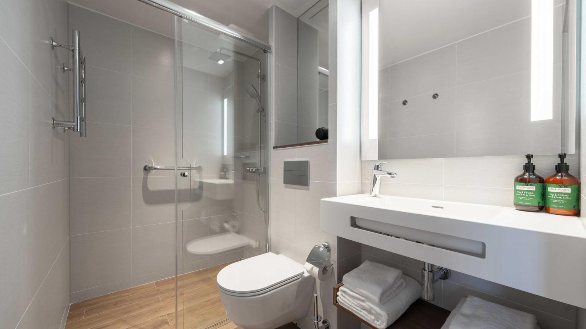 Voco Stockholm - Kista By Ihg Hotel Kültér fotó